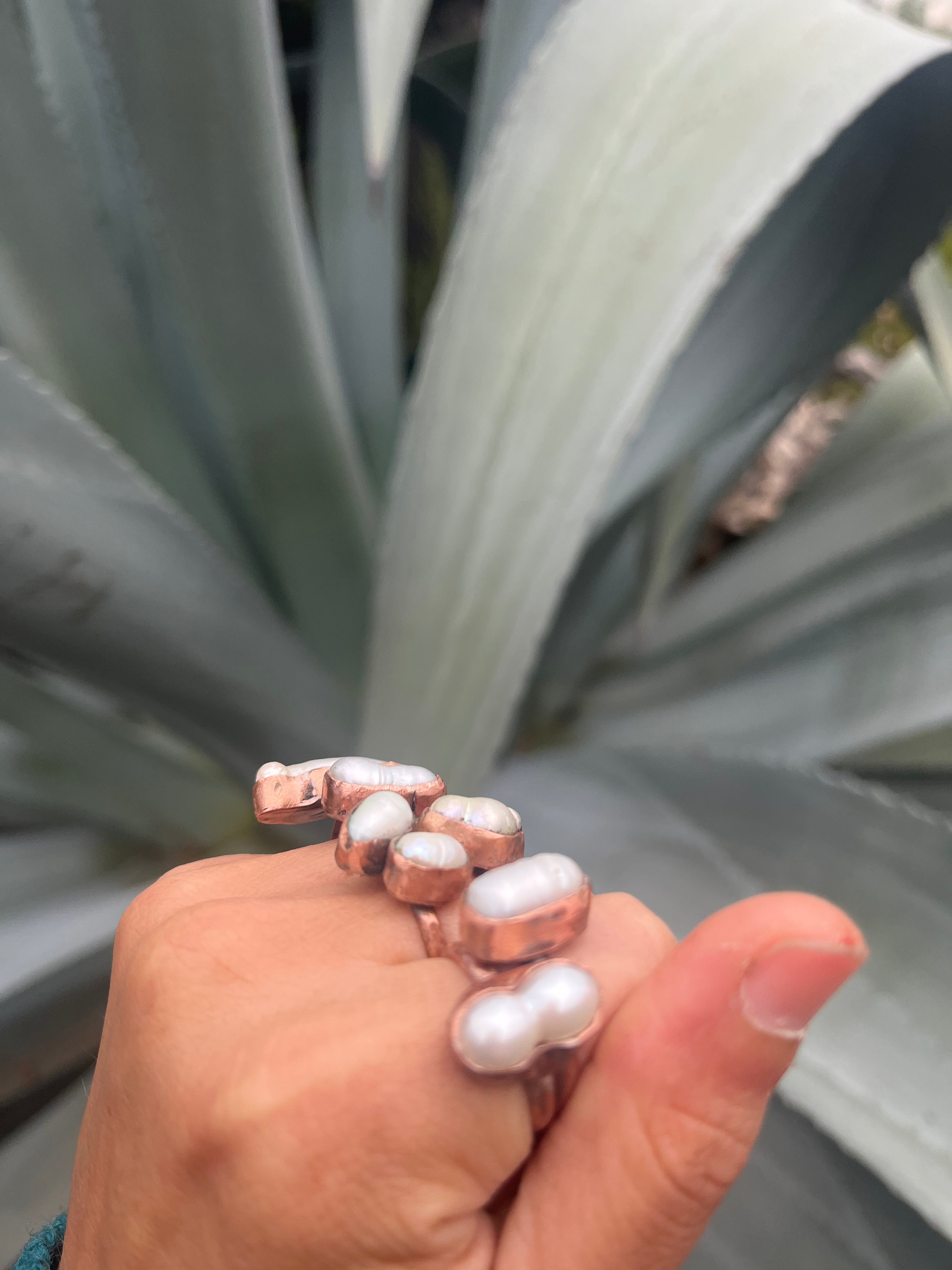 Anillo perlas irregular ajustable