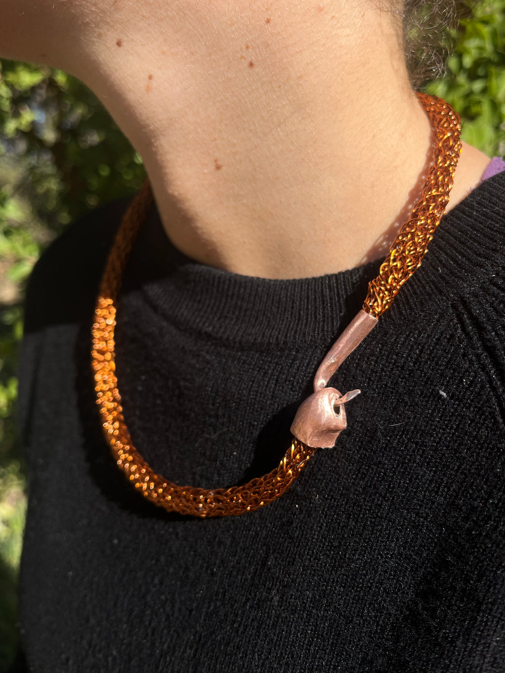 Collar ouroboro